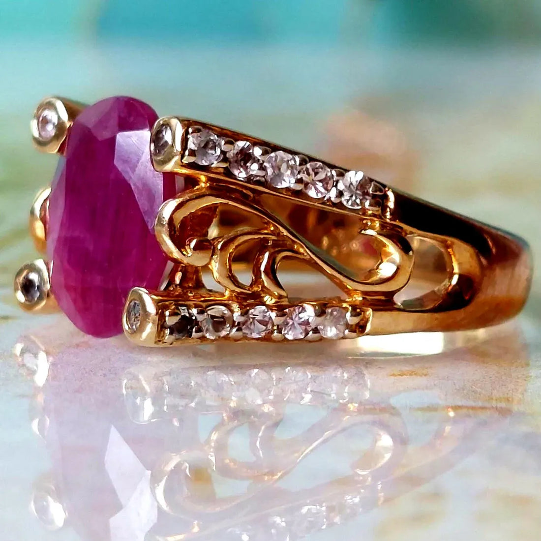 Vibrant 9ct gold amethyst cocktail ring, unique finds