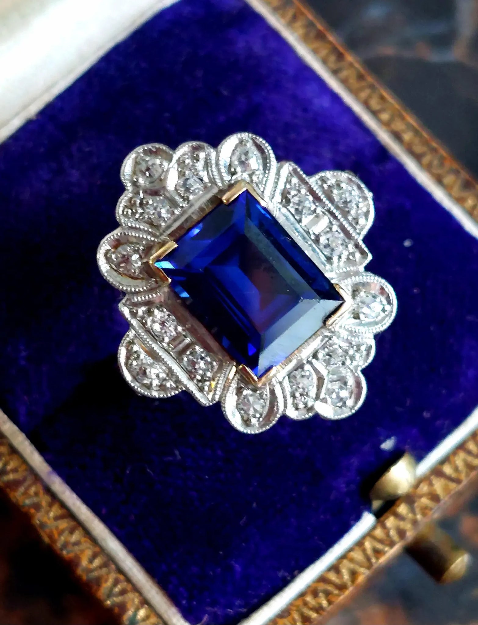 Antique 18ct Gold Emerald cut Sapphire Cluster Ring, Antique Wedding Rings, size 6 3/4